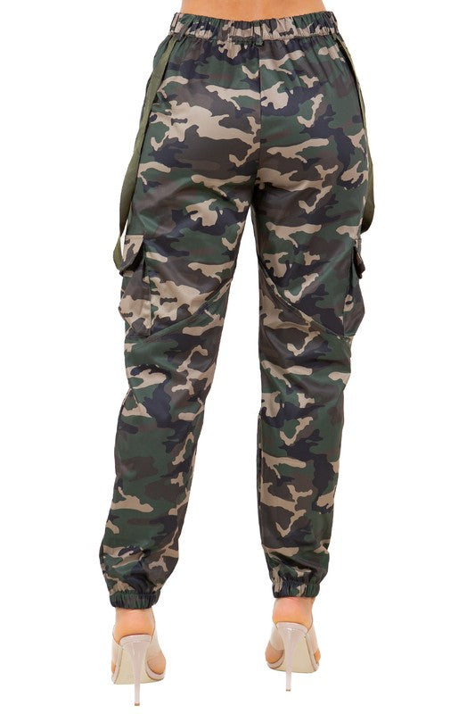 CAMOUFLAGE PRINT CARGO PANTS