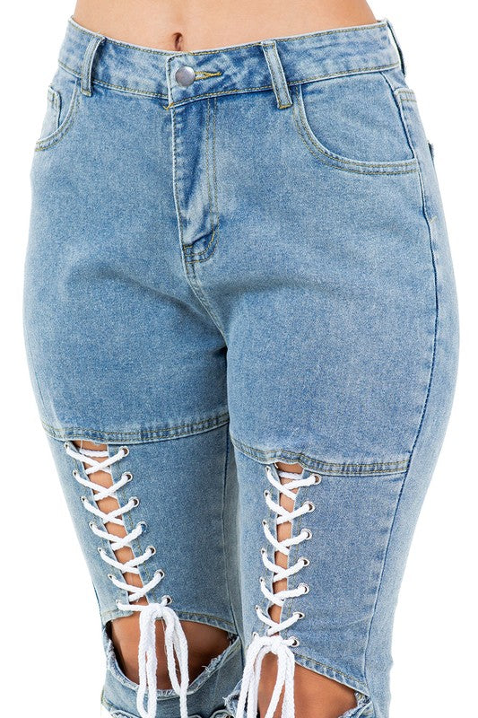 LACED AND CURVY STYLE DENIM PANTS